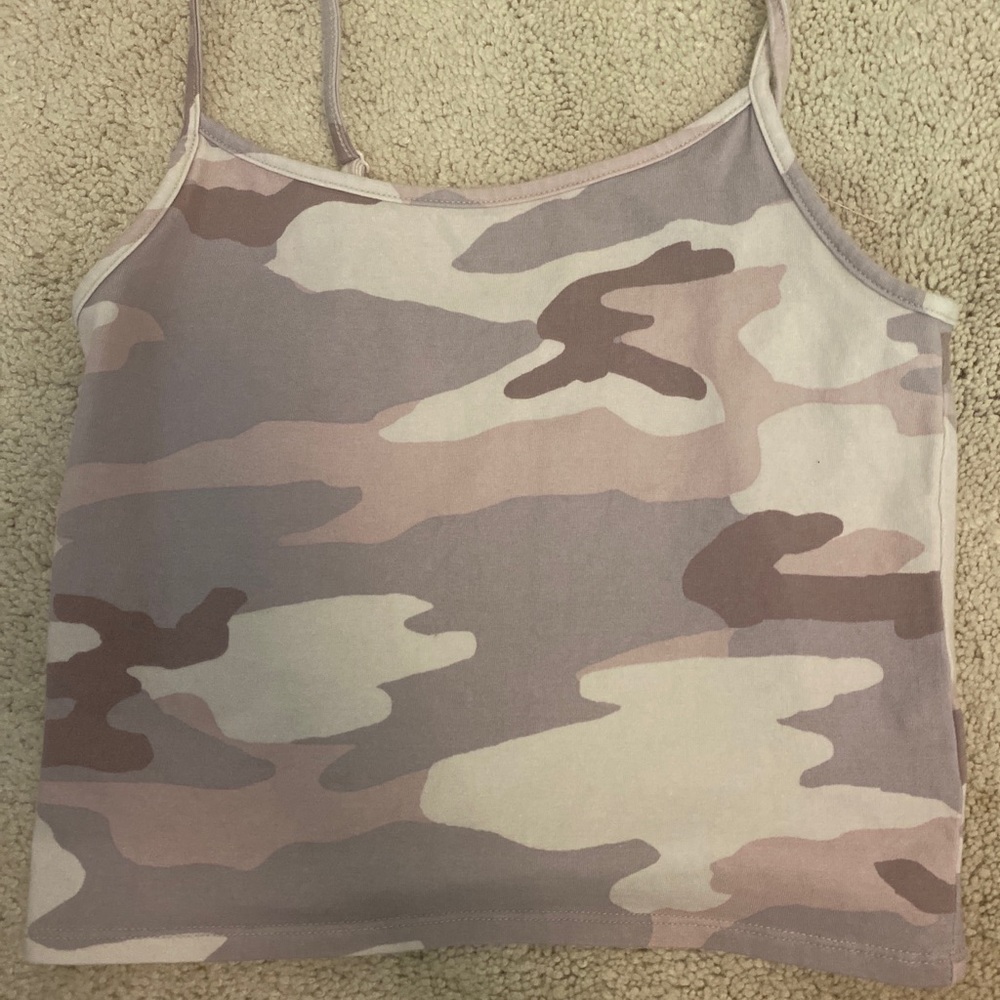 Cropped tank top never worn